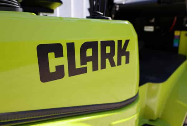 CLARK GTS25 Pneumatic Forklift | 5,000 LB Capacity - Image 4